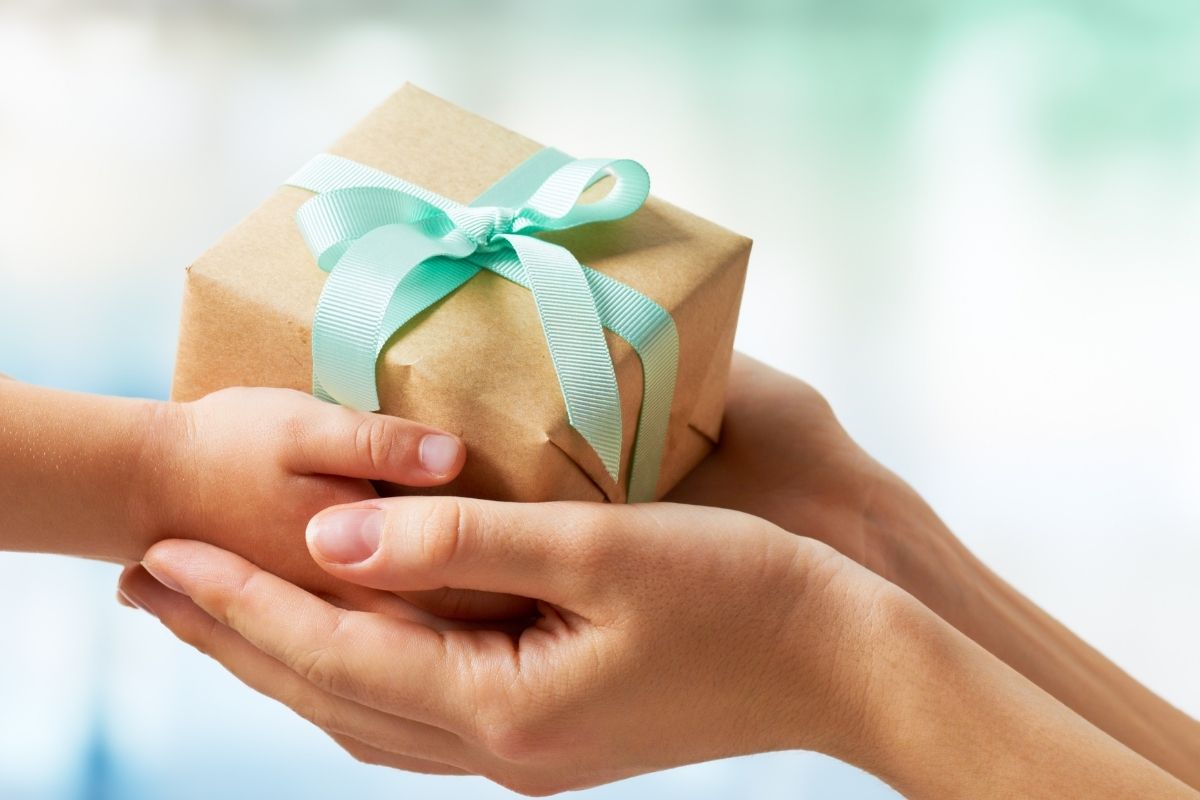 Gifts. Miss Ivy Events the leading event management organiser of vintage artisan lifestyle wedding and pet events across the South West
