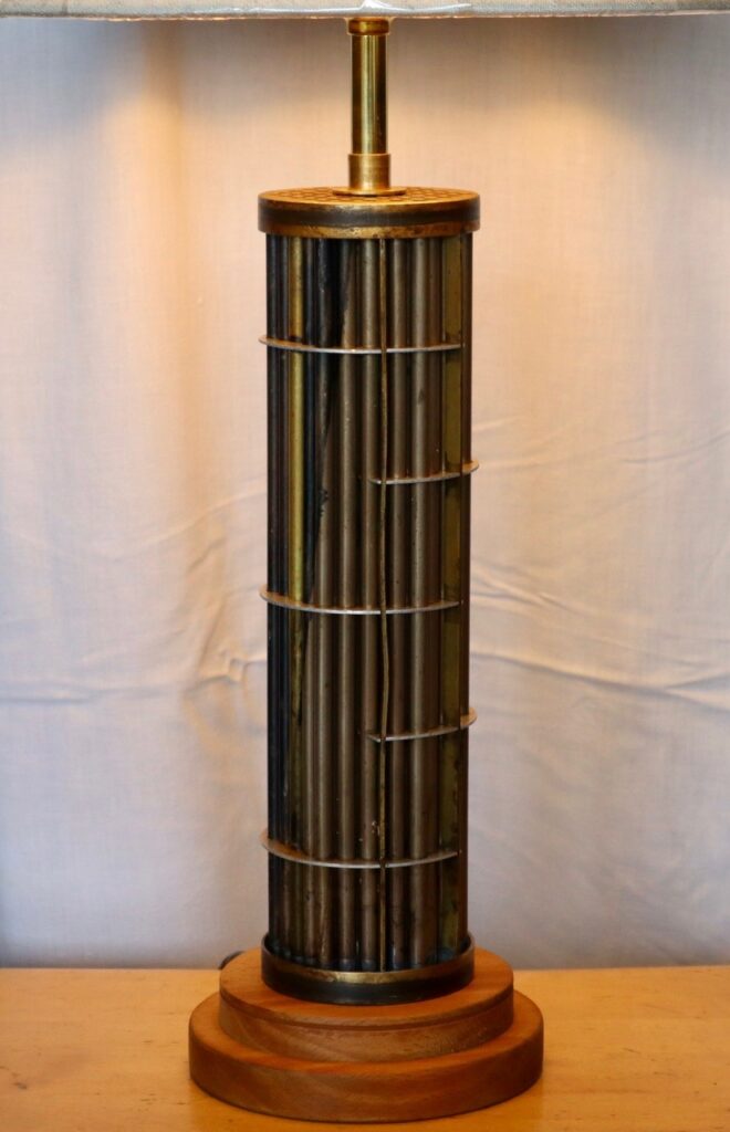 Lighthearted-lamps-column