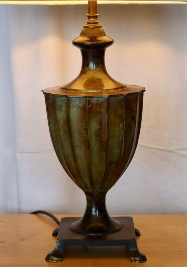 Lighthearted-lamps-vase